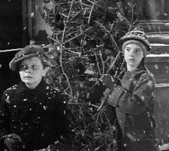 Film still from the Christmas tree scene from the film "A Tree Grows in Brooklyn" 